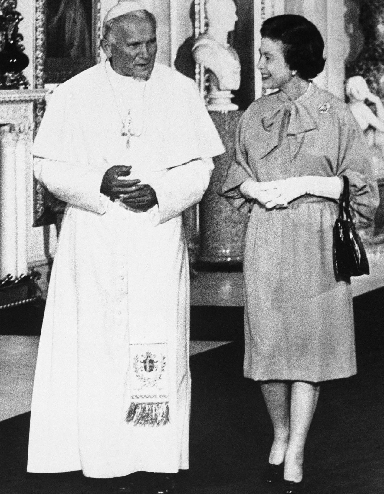 1982: Pope John Paul II and Queen Elizabeth II